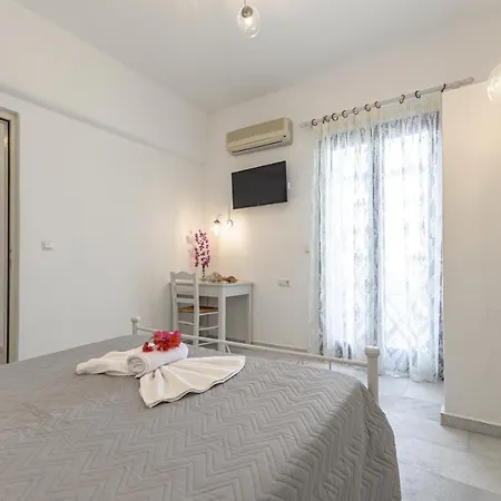 Katerina Babis Aparthotel