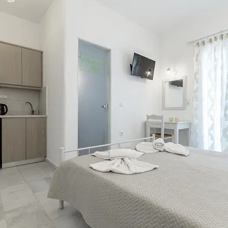 Katerina Babis 3* Agios Prokopios (Naxos)