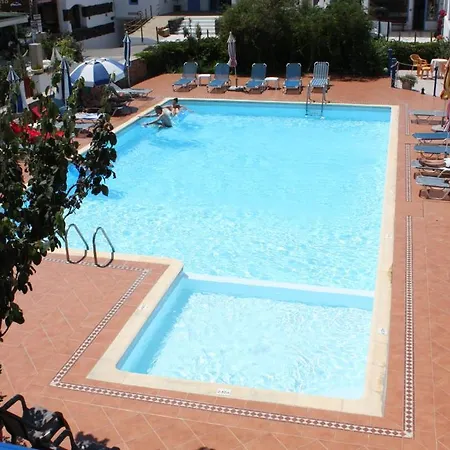 Katerina Babis Aparthotel Agios Prokopios (Naxos)