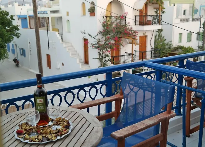 Katerina Babis Aparthotel 3*