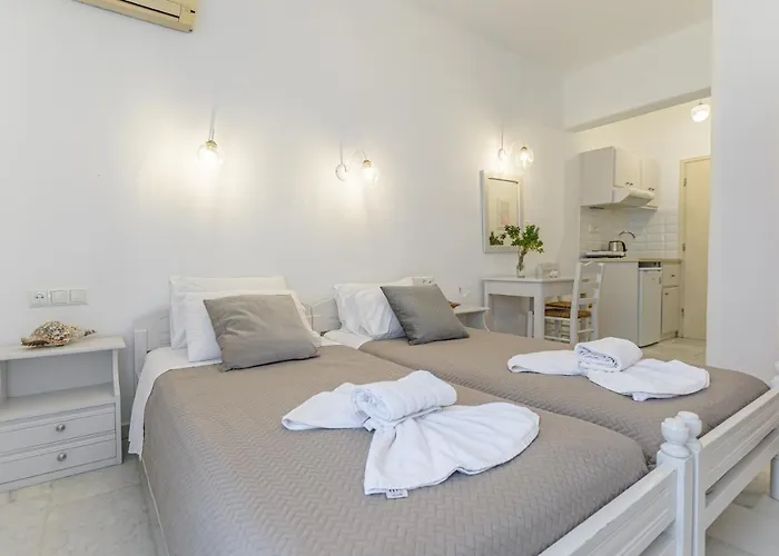 Katerina Babis Aparthotel 3*